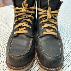 Red Wing Moc Toe Boot #8890, Sz 9.5 D